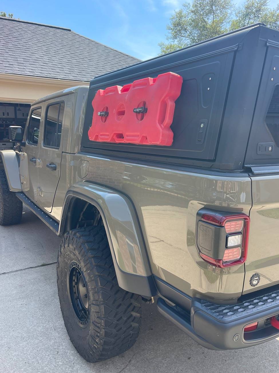 Jeep Gladiator ***REDUCED*** Alu Cab Contour Canopy w/extras IMG_8695