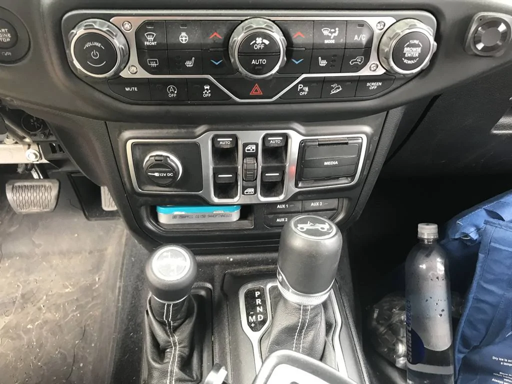 Jeep Gladiator What trailer brake controllers are you using? B4 Redarc 1