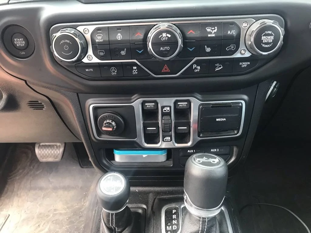 Jeep Gladiator What trailer brake controllers are you using? Redarc 1