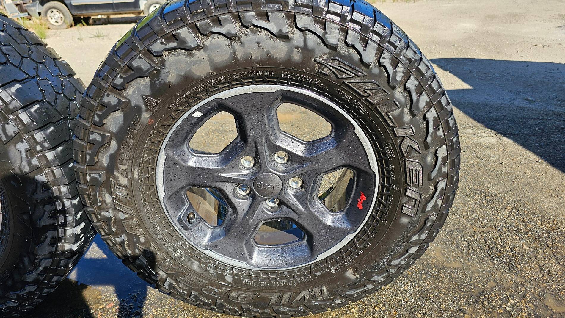 Jeep Gladiator 2021 Rubicon wheels/ tires used $500 20240728_165237
