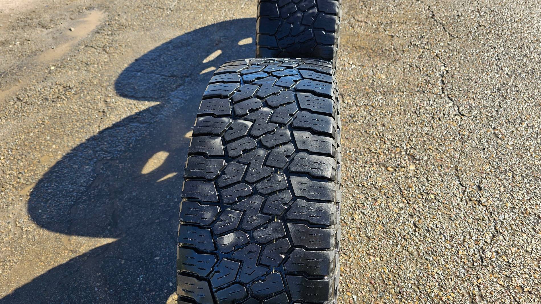Jeep Gladiator 2021 Rubicon wheels/ tires used $500 20240728_165325