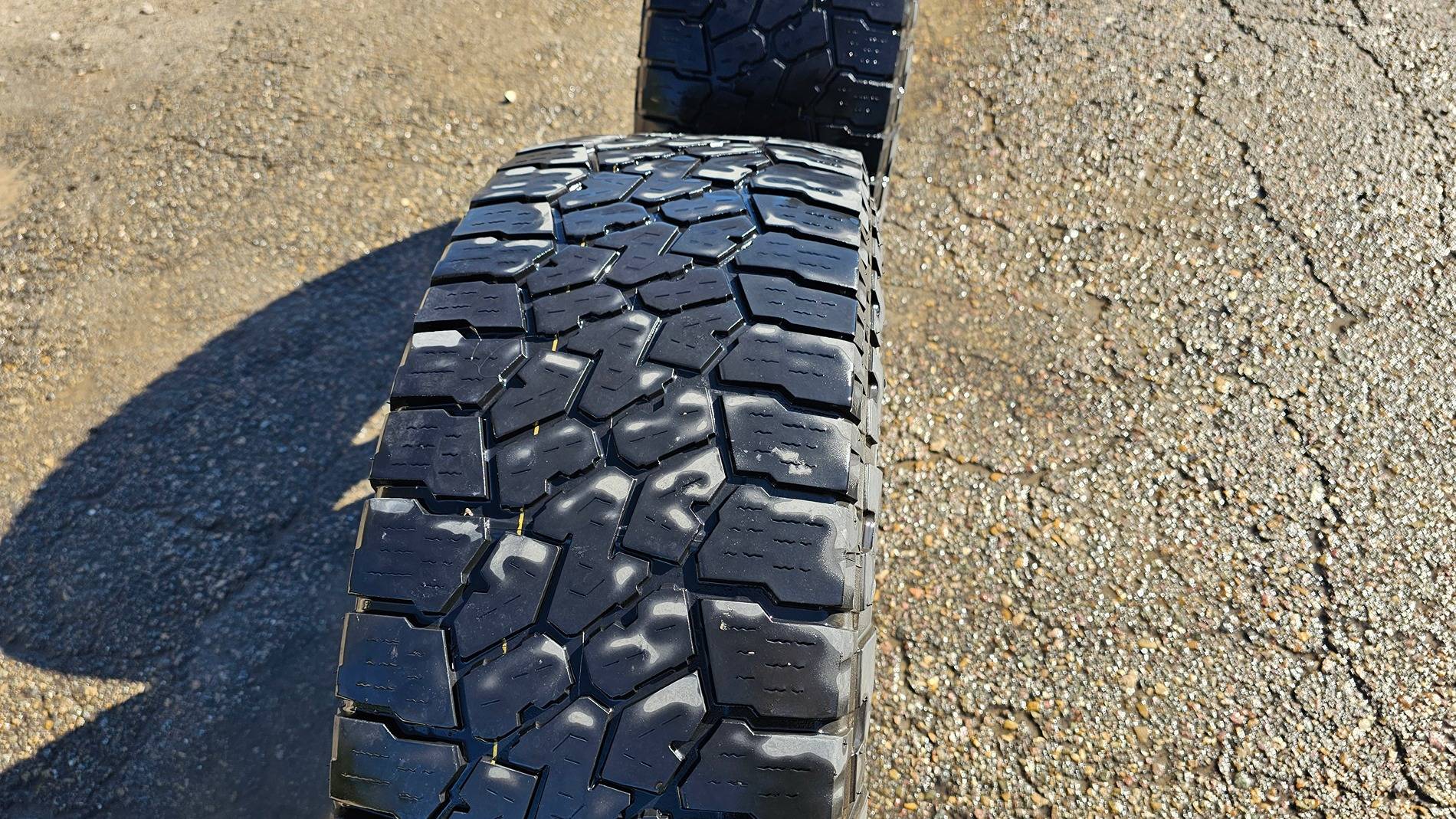 Jeep Gladiator 2021 Rubicon wheels/ tires used $500 20240728_165328