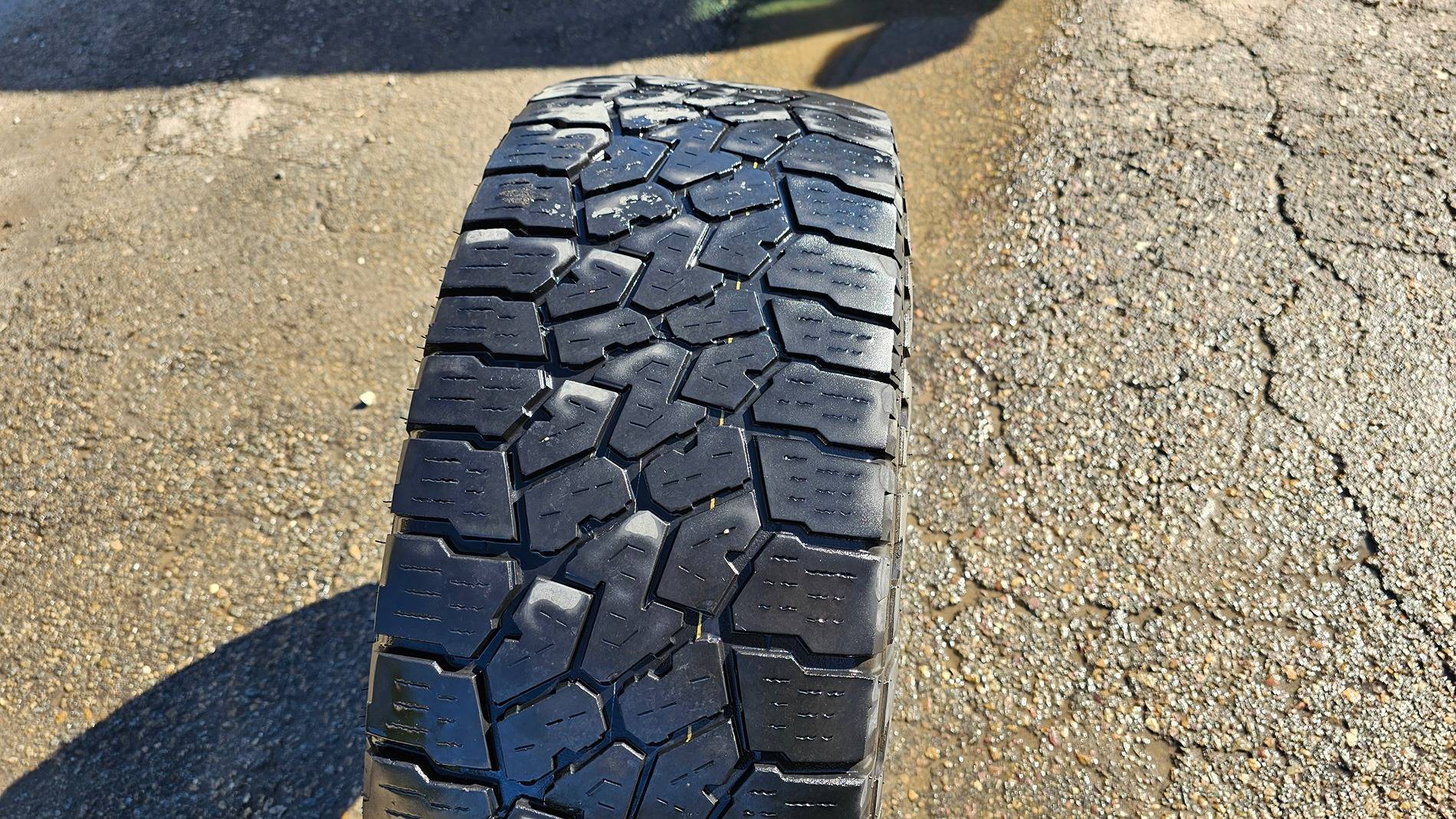 Jeep Gladiator 2021 Rubicon wheels/ tires used $500 20240728_165330