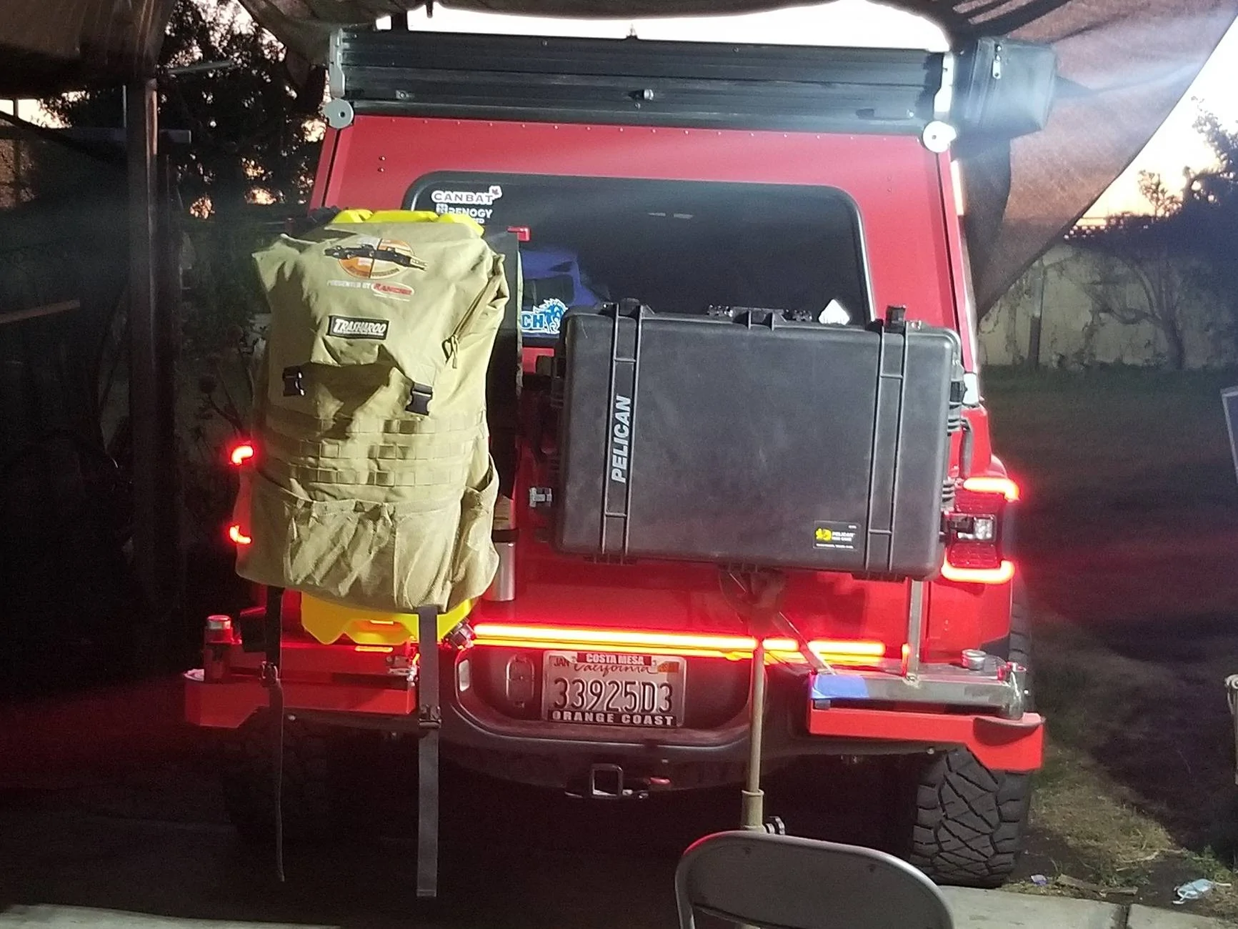 Jeep Gladiator Anybody use a "trash a roo" type bag? 20220628_203007