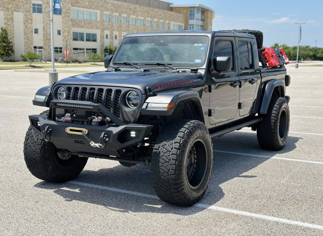 Jeep Gladiator Need some help with wheels and tires IMG_1688