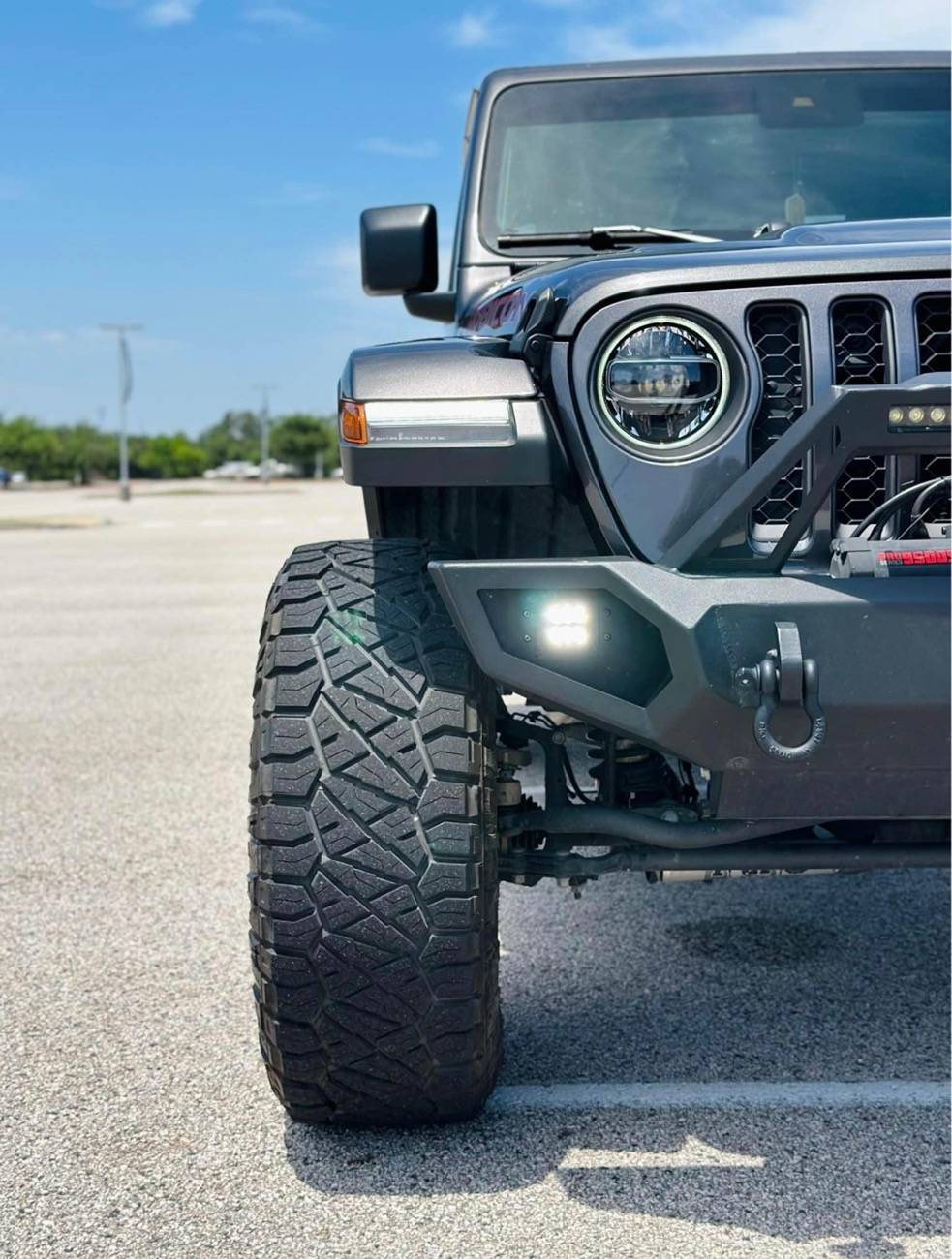 Jeep Gladiator Need some help with wheels and tires IMG_1697