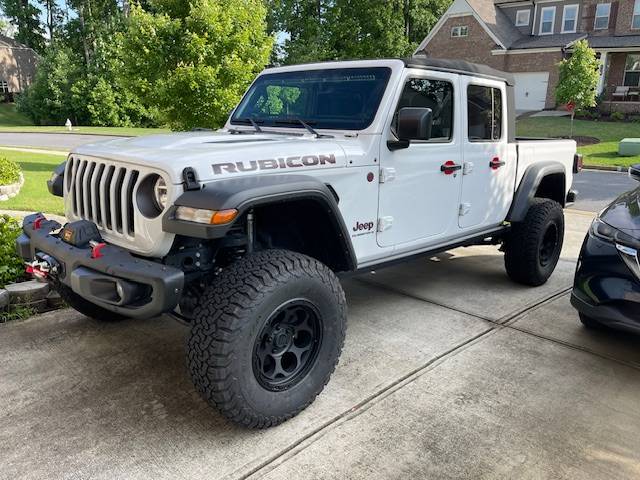 Jeep Gladiator 3.5" lift on 35's photos if you have a lift or something close. IMG_6937