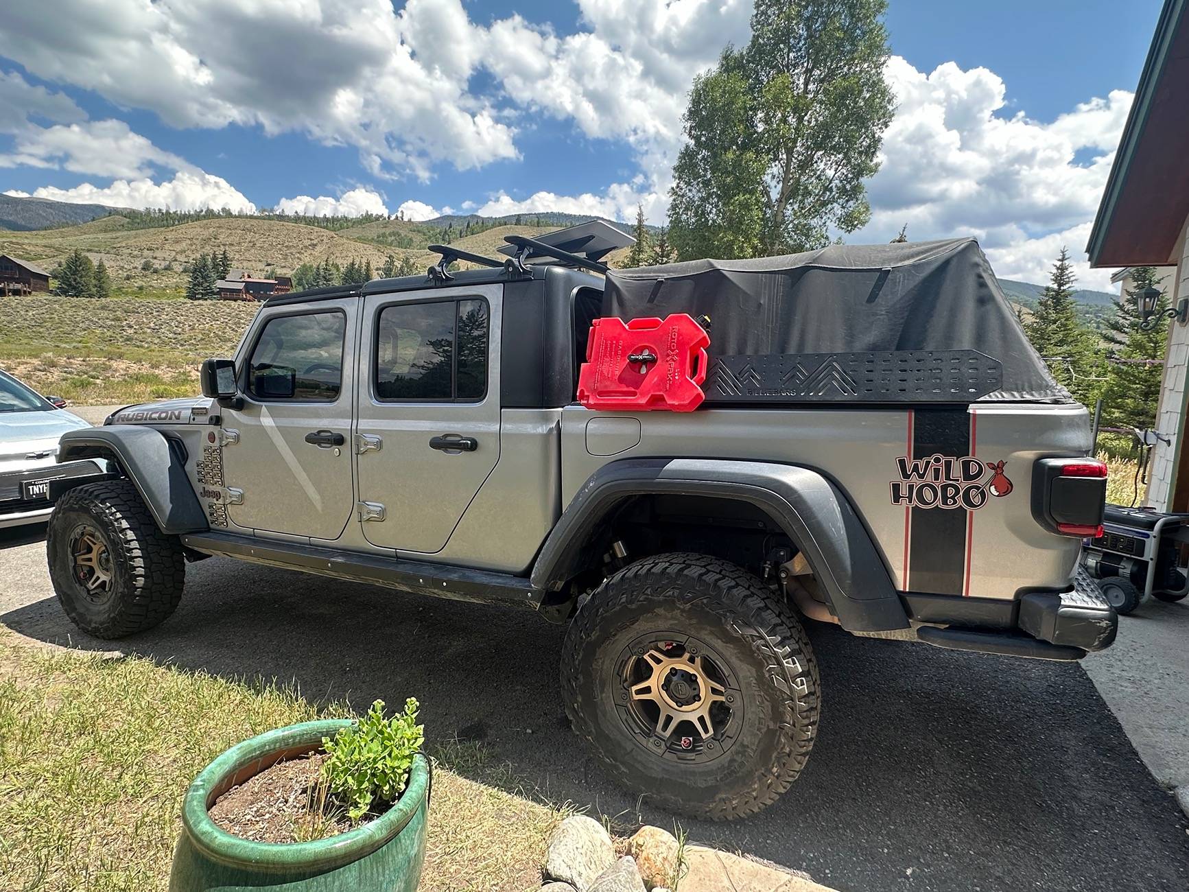 Jeep Gladiator Bestop Supertop for Truck IMG_0027