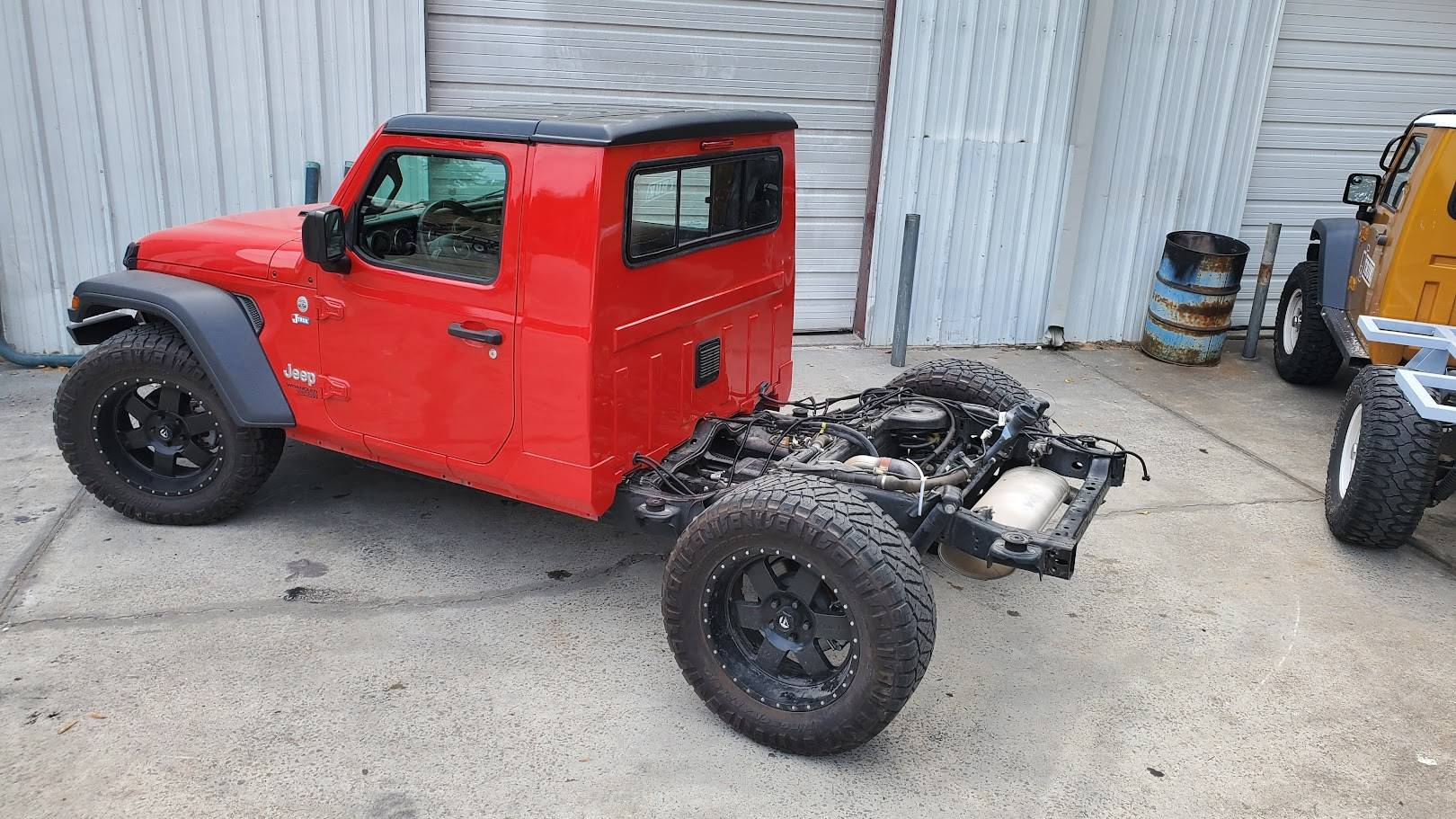 Jeep Gladiator Gladiator 2 door. Please, please, please, take my money! pE1QP0B3vE15g_242Lgw=w1620-h911-s-no-gm?authuser=0
