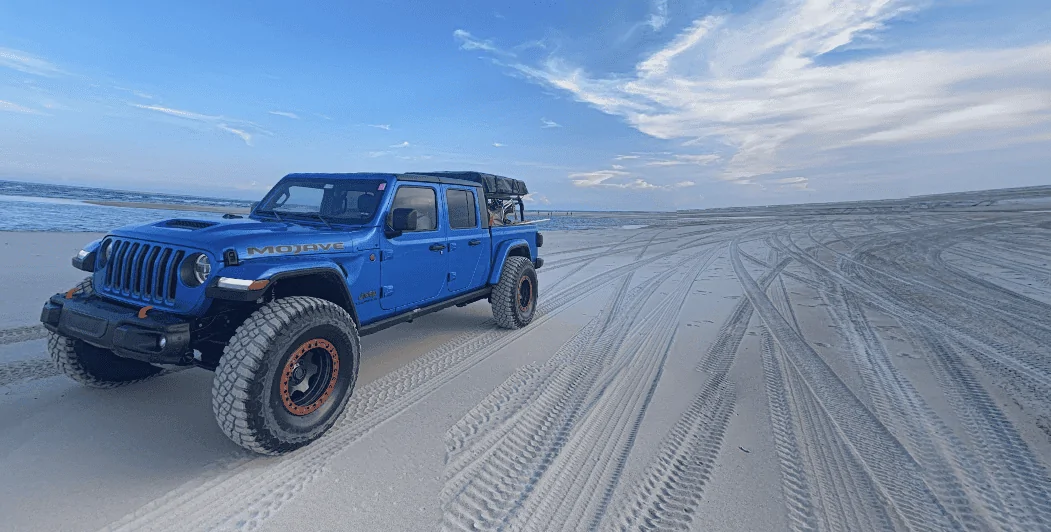 Jeep Gladiator Cape Lookout! A sweet retreat. 1723465332514-6v