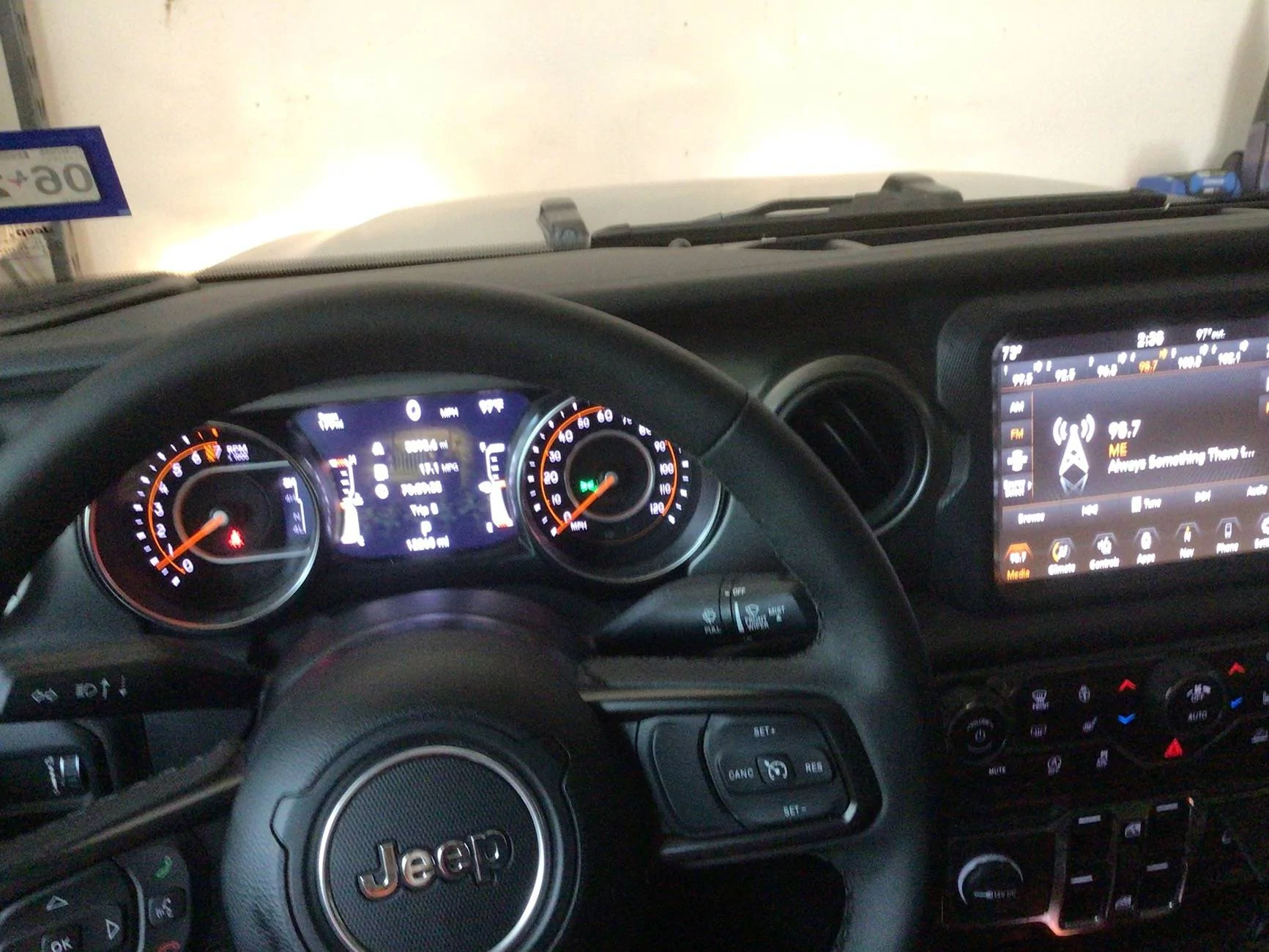 Jeep Gladiator 2023 Texas Trail   Sting-Gray.  Immaculate $40k obo IMG_0375