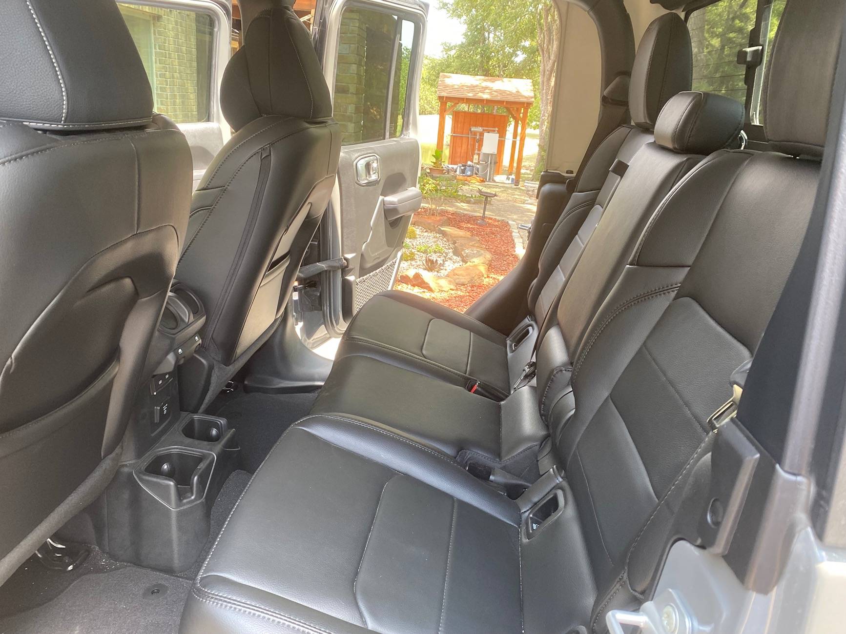 Jeep Gladiator 2023 Texas Trail   Sting-Gray.  Immaculate $40k obo IMG_1709
