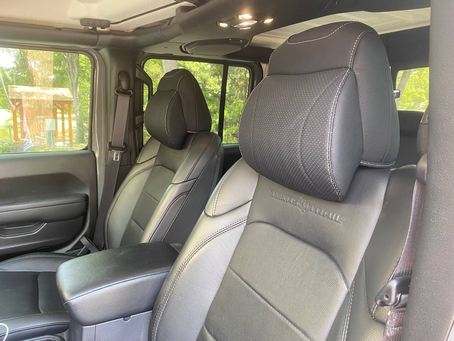 Jeep Gladiator 2023 Texas Trail   Sting-Gray.  Immaculate $40k obo IMG_1706