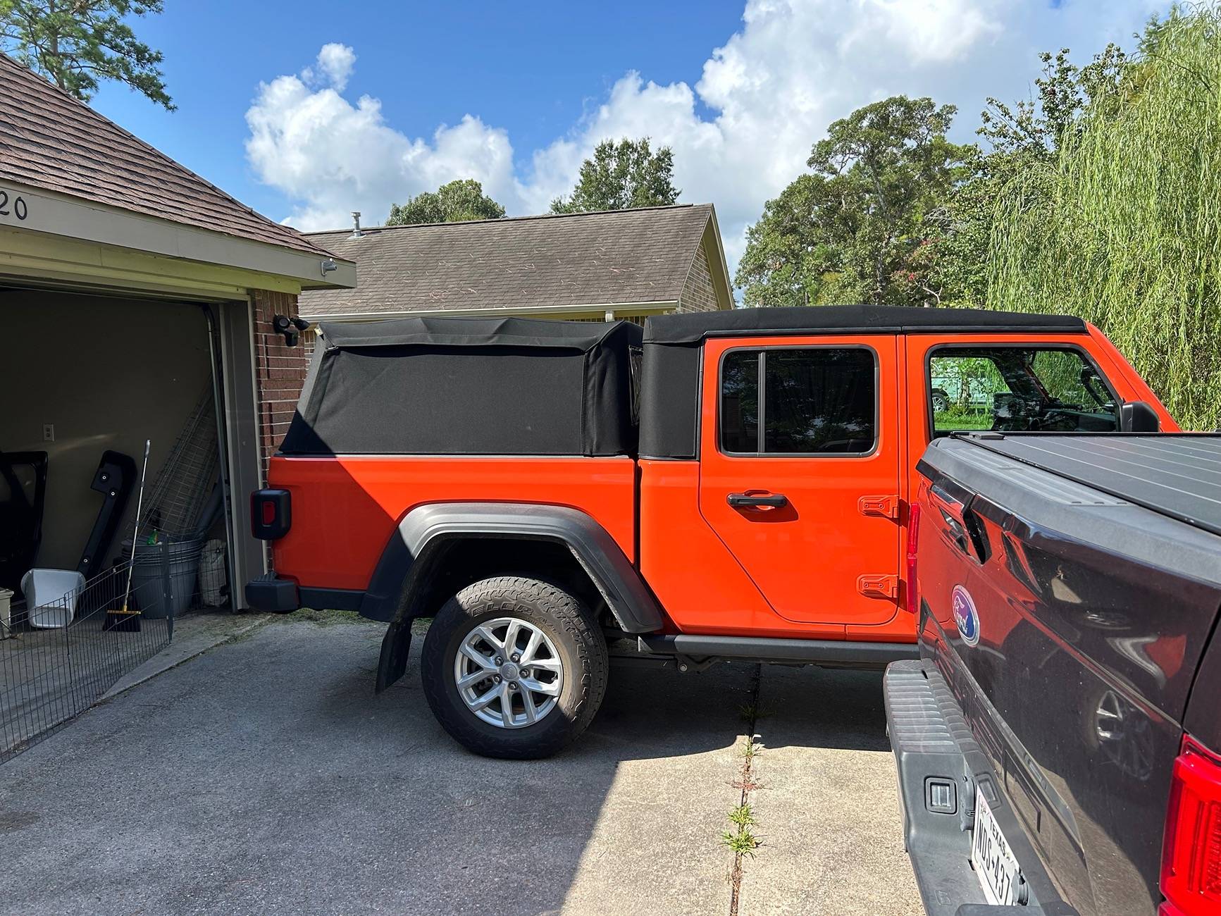 Jeep Gladiator Bestop Supertop for Truck IMG_0183