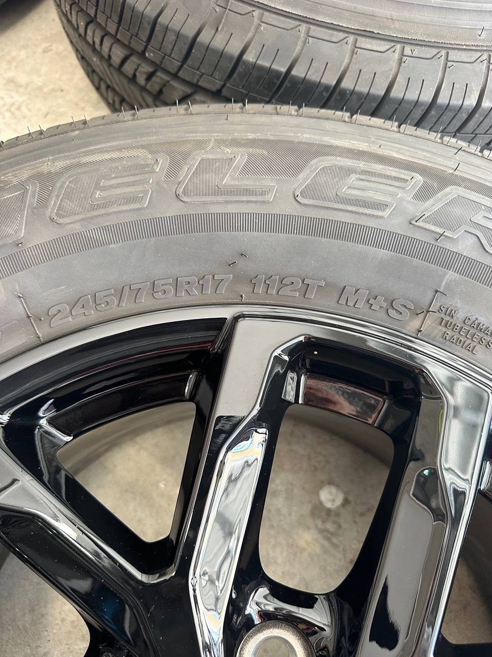 Jeep Gladiator Stock wheels & tires IMG_0683