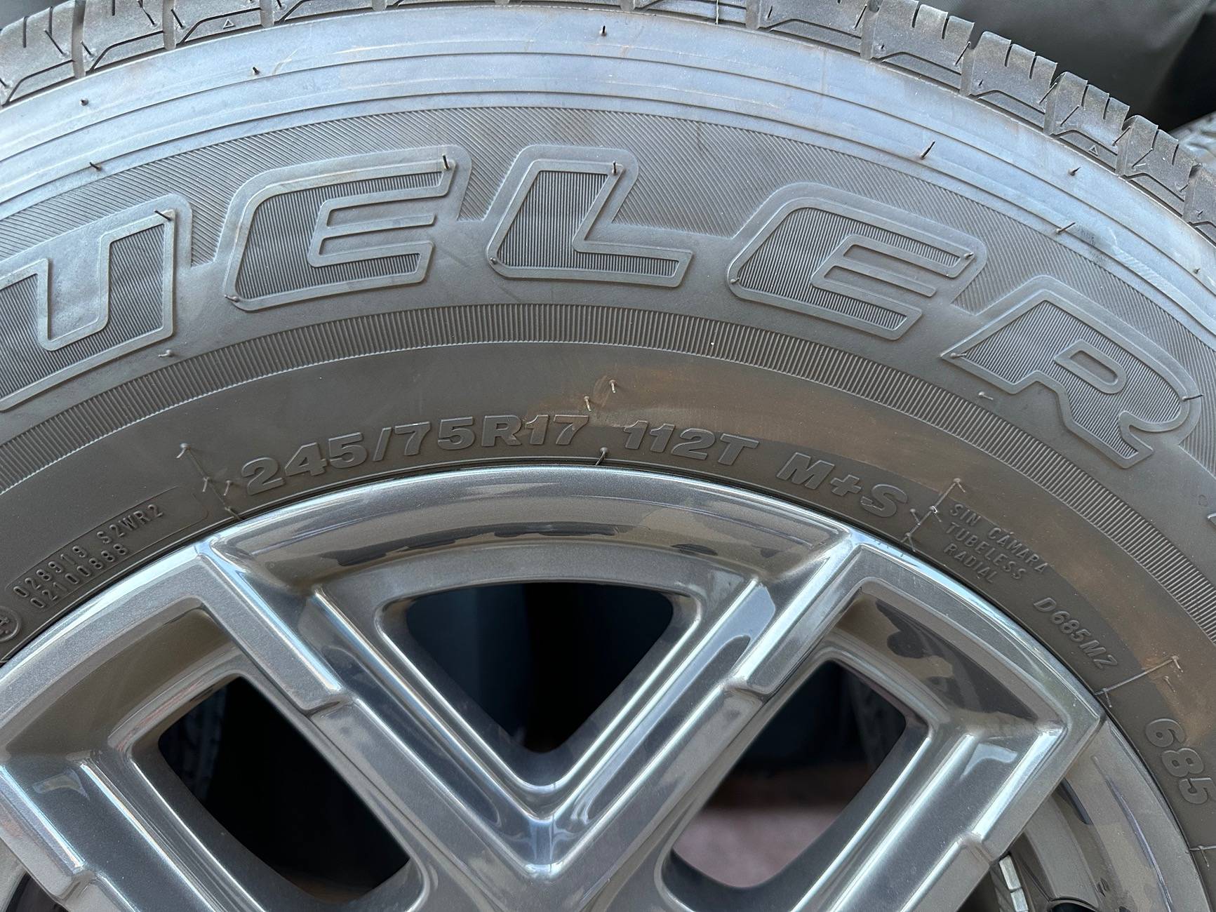 Jeep Gladiator SOLD 2024 Gladiator Sport S Tires and Rims $400 OBO IMG_4053