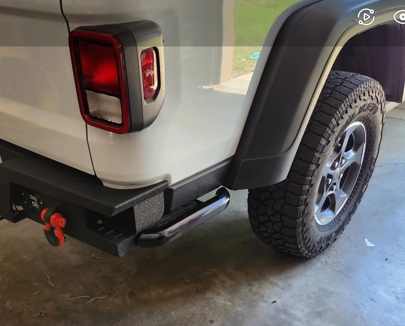 Jeep Gladiator Rear quarter slider Screenshot_20240812_230752_Gallery