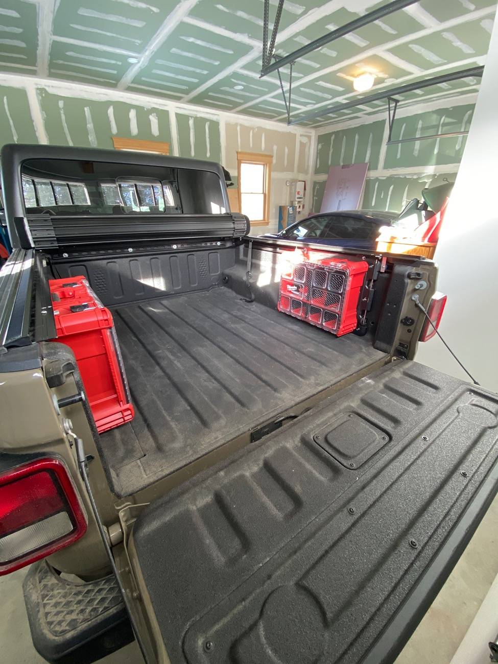 Jeep Gladiator First gen Tacoma bed cap fits on Gladiator 66197346235__88BE1C0A-3A84-4BE7-94B4-5A253AA02280