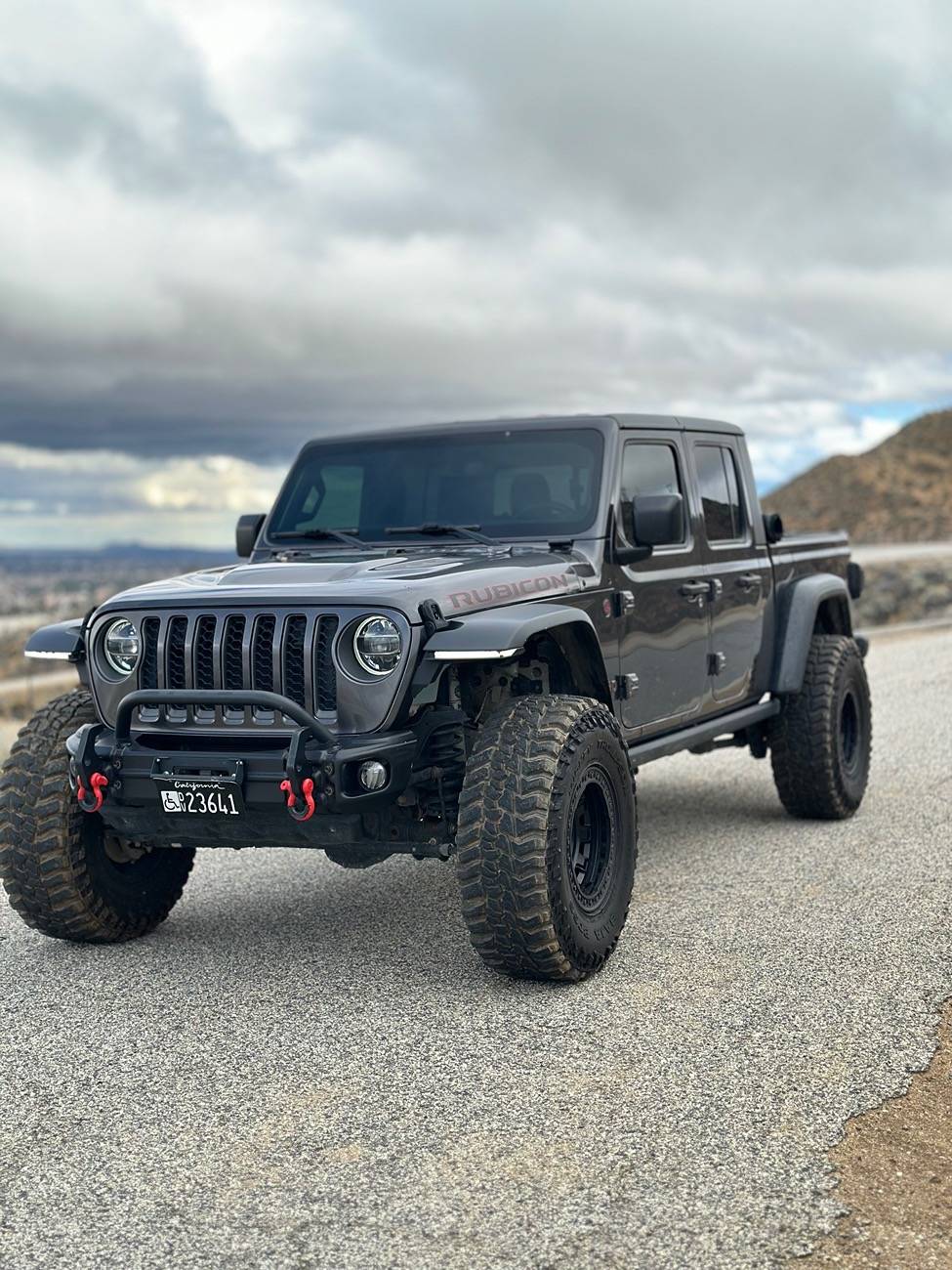 Jeep Gladiator 2020 Rubicon 38k OBO SOCAL IMG_0900