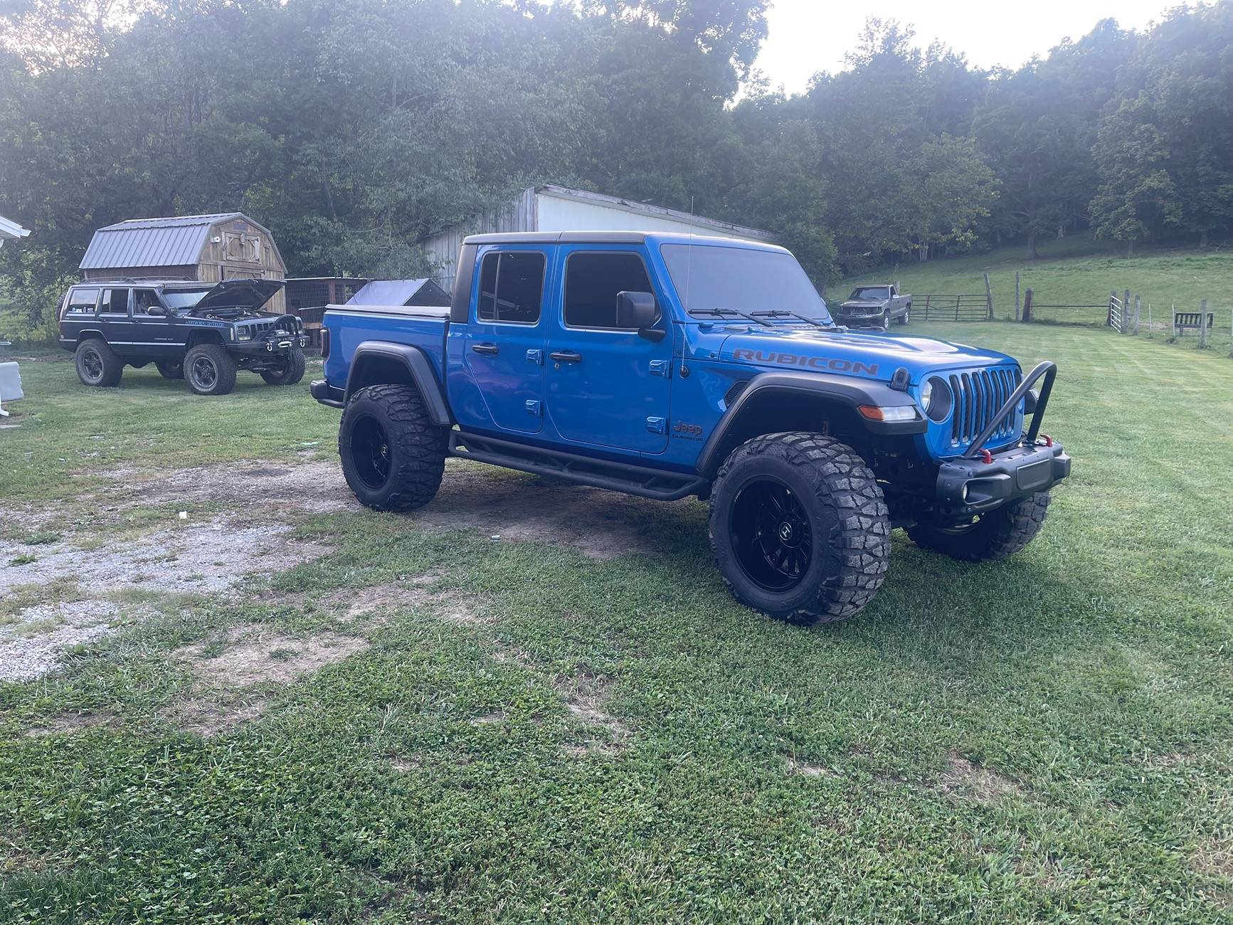 Jeep Gladiator HYDRO BLUE PEARL Gladiator JT Club IMG_7482