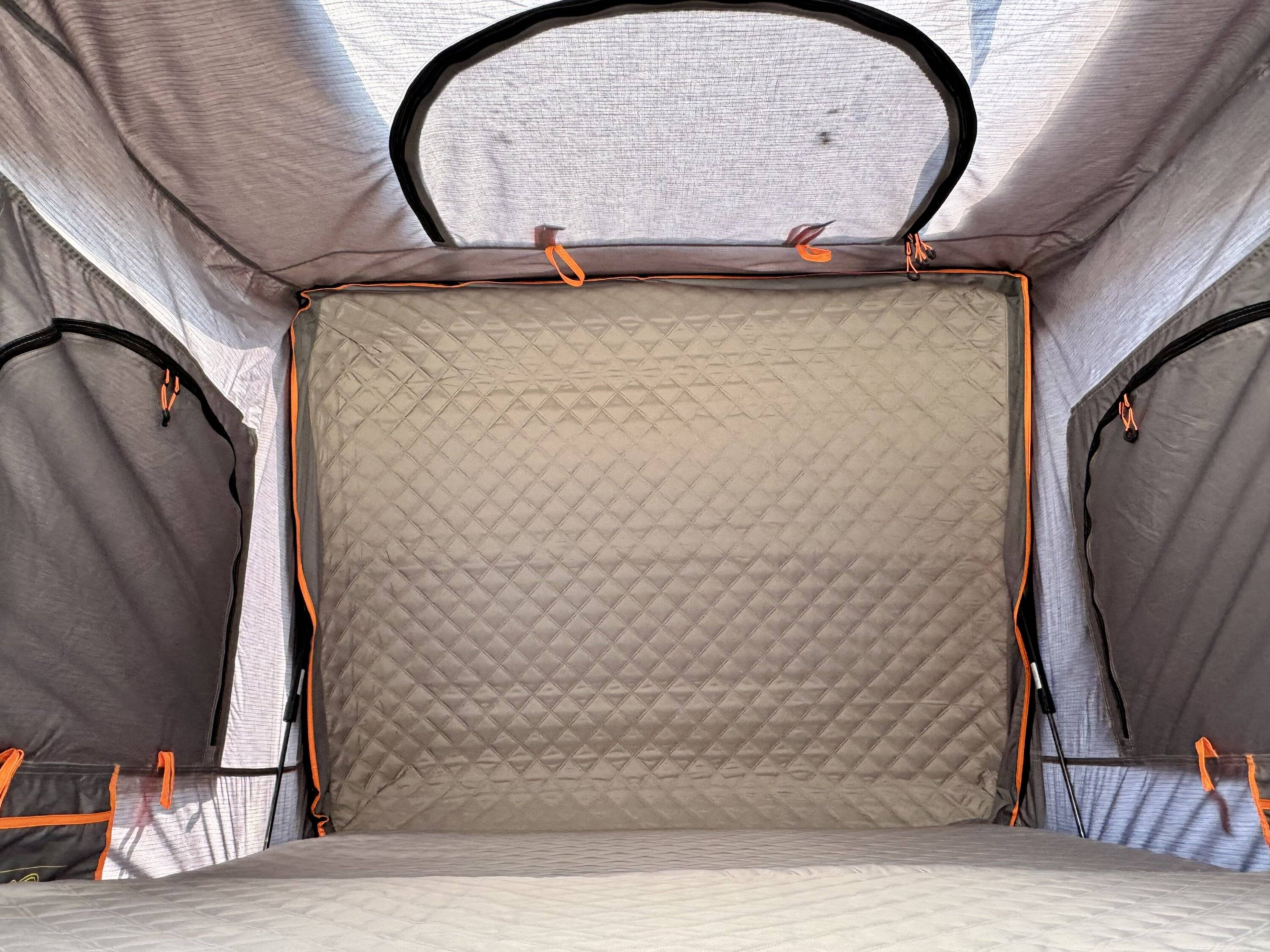 Jeep Gladiator RoofNest Condor Hard-shell Roof Top Tent with Annex RoofNest6.JPG