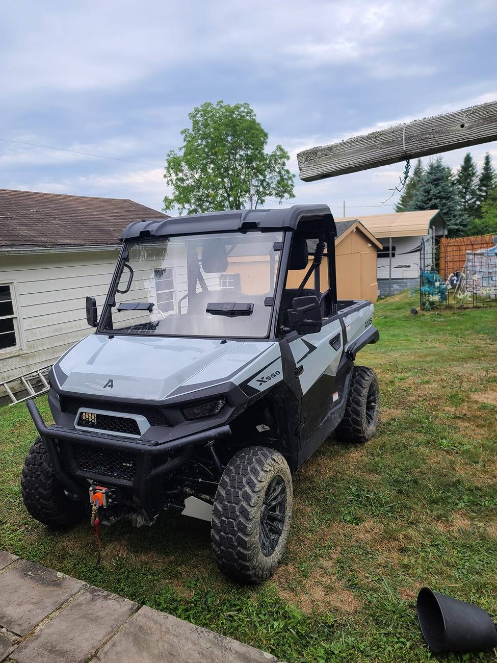 Jeep Gladiator Towed an Axis X550 home today! 20240816_083923