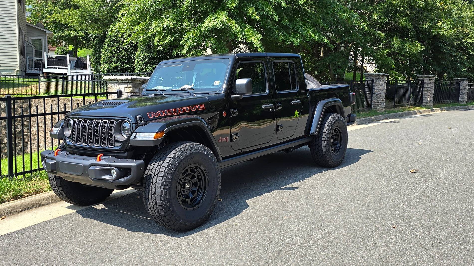 Jeep Gladiator BLACK Gladiator JT Club 1000003231