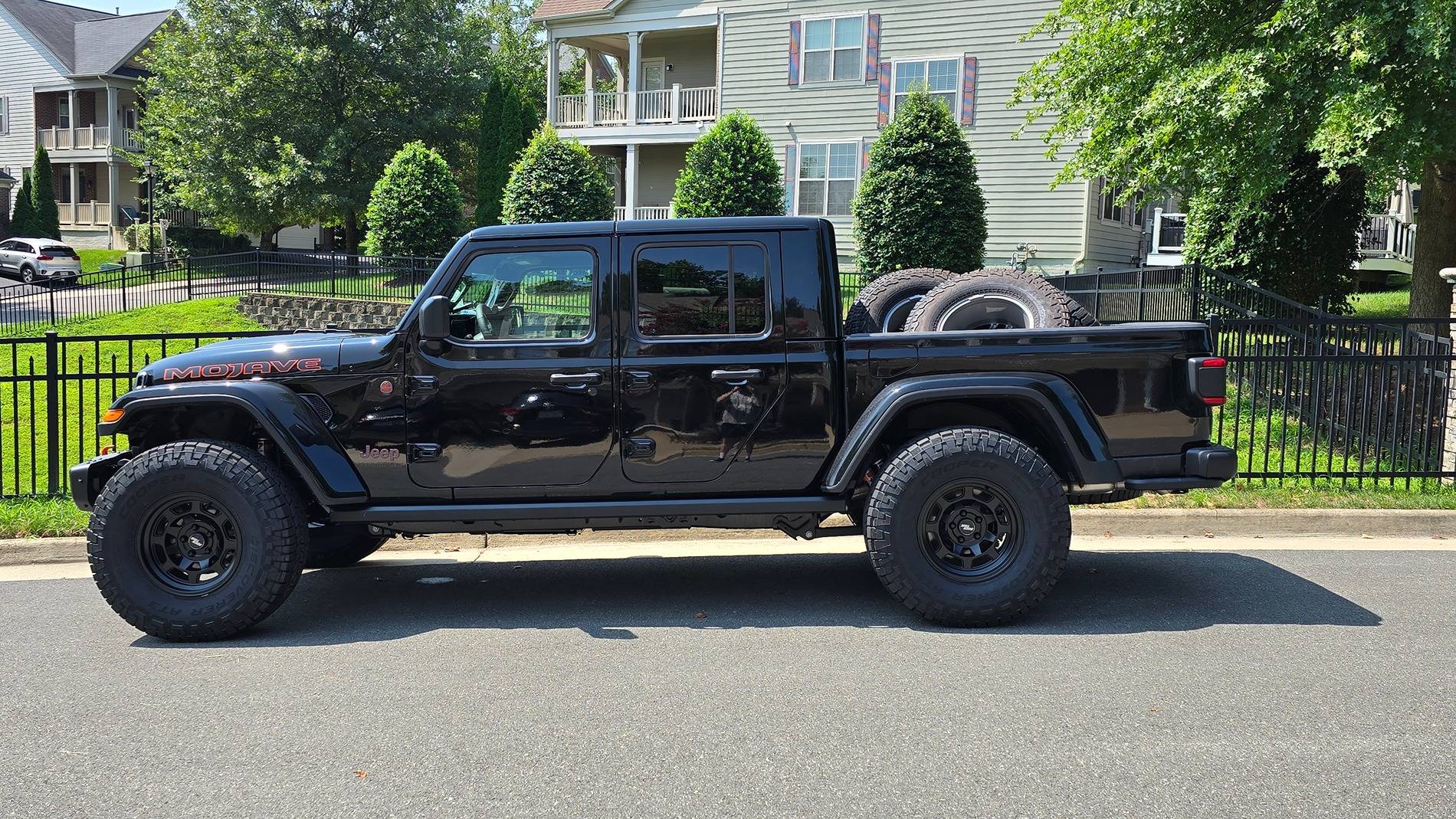 Jeep Gladiator BLACK Gladiator JT Club 1000003230