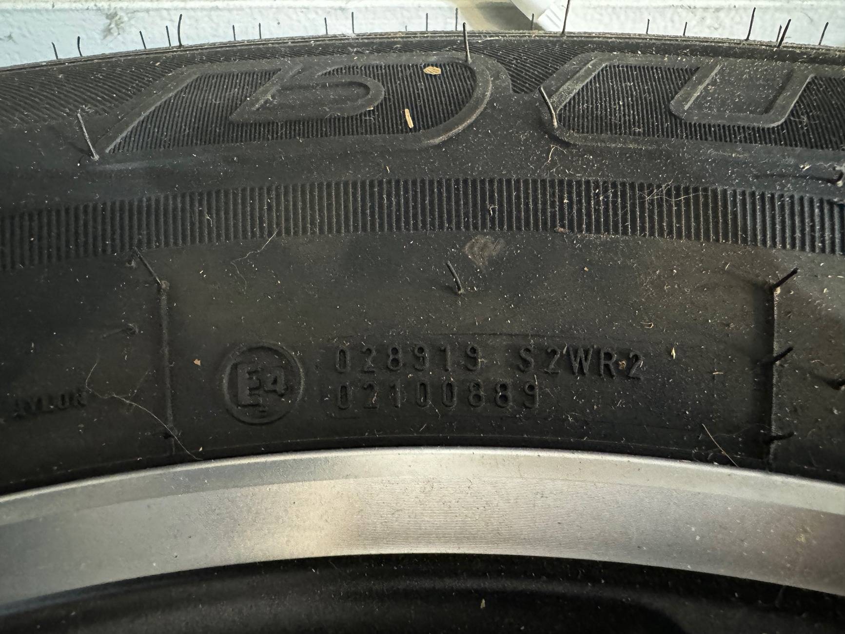 Jeep Gladiator For Sale: Overland wheels & Tires - Like New image4 (6)