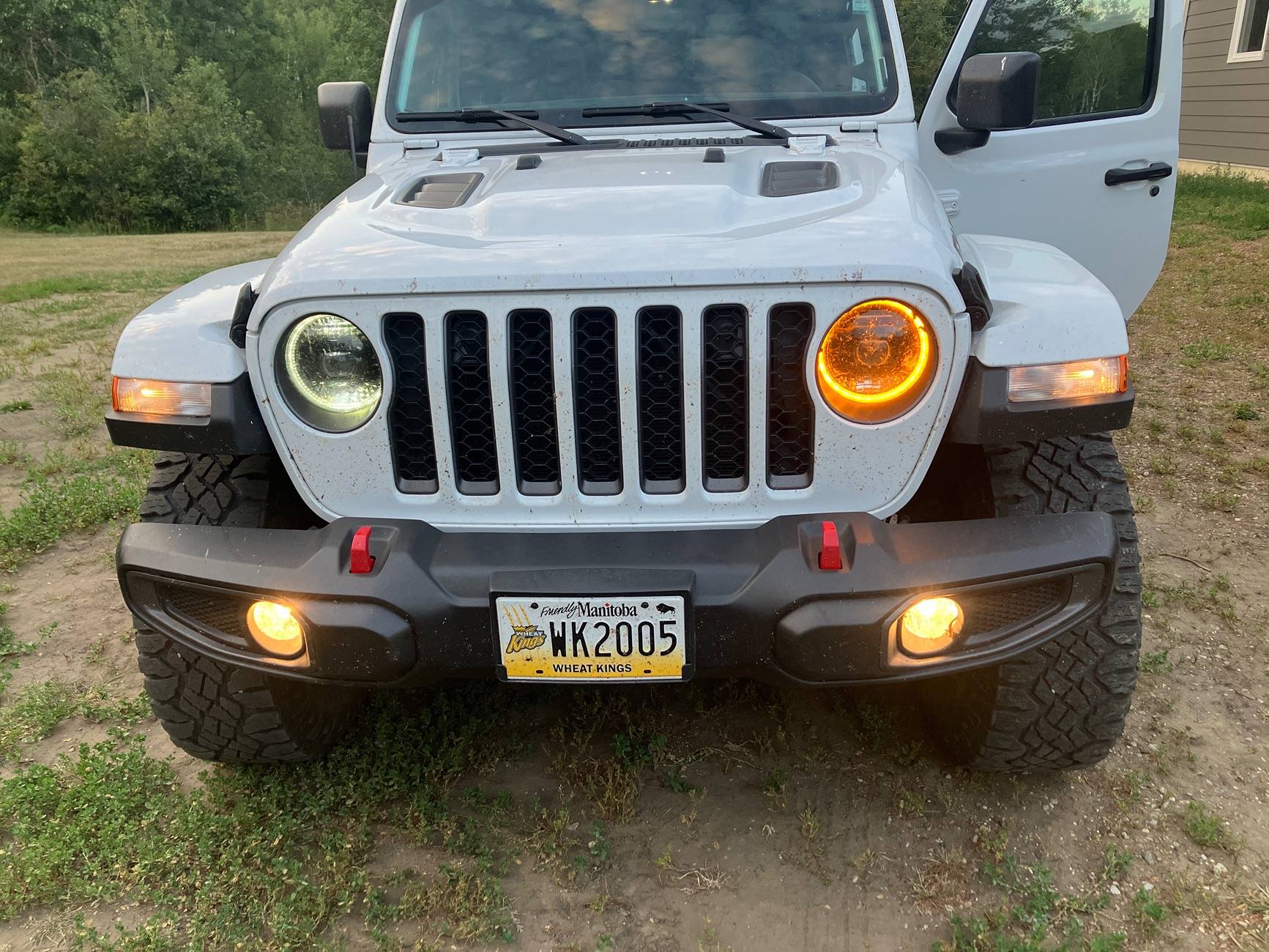 Jeep Gladiator Diode dynamics headlights acting strange… IMG_4038