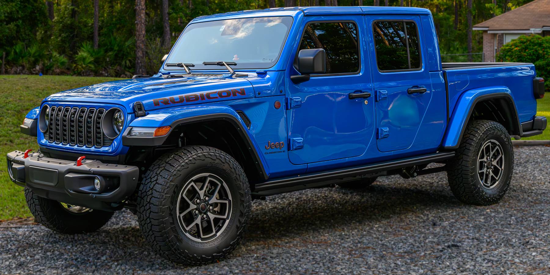 Jeep Gladiator HYDRO BLUE PEARL Gladiator JT Club Z82_0682-Enhanced-NR