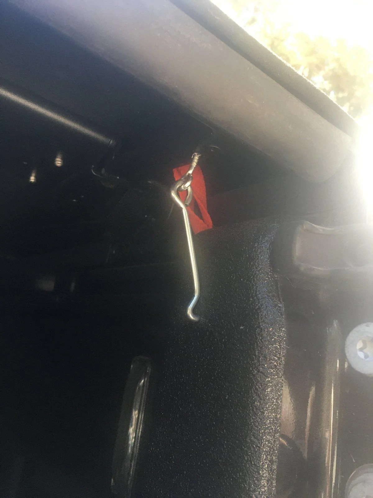 Jeep Gladiator Lock factory Tonneau Cover $1.98 C4971C6E-C28E-4518-8B23-1F4DE51C16A5
