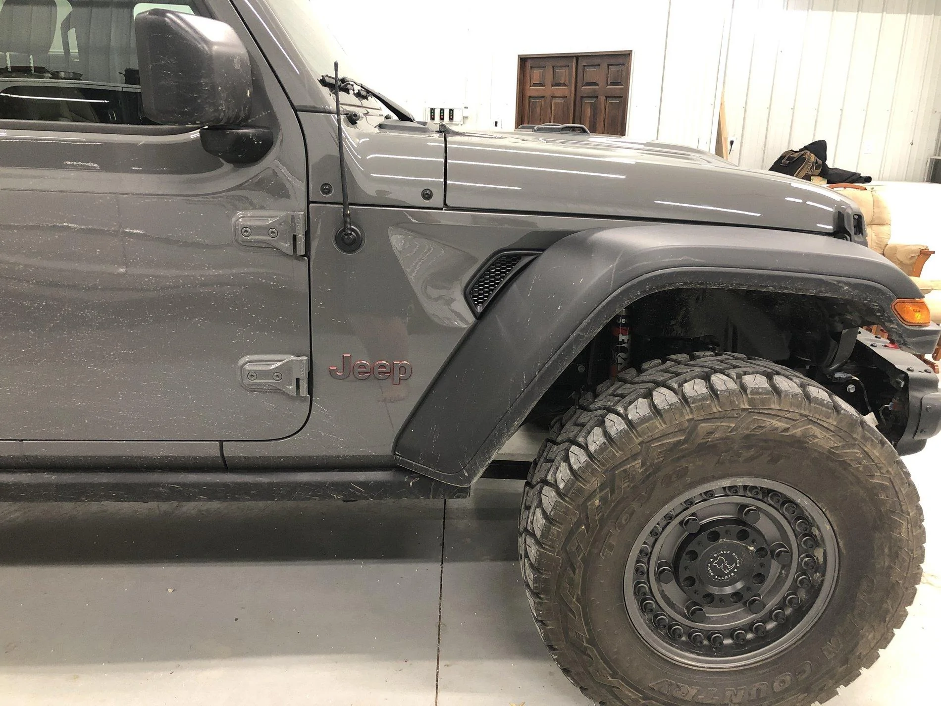 Jeep Gladiator STING GRAY Gladiator JT Club 49E48D7A-DB3C-47D8-B4CB-1823279E35B4
