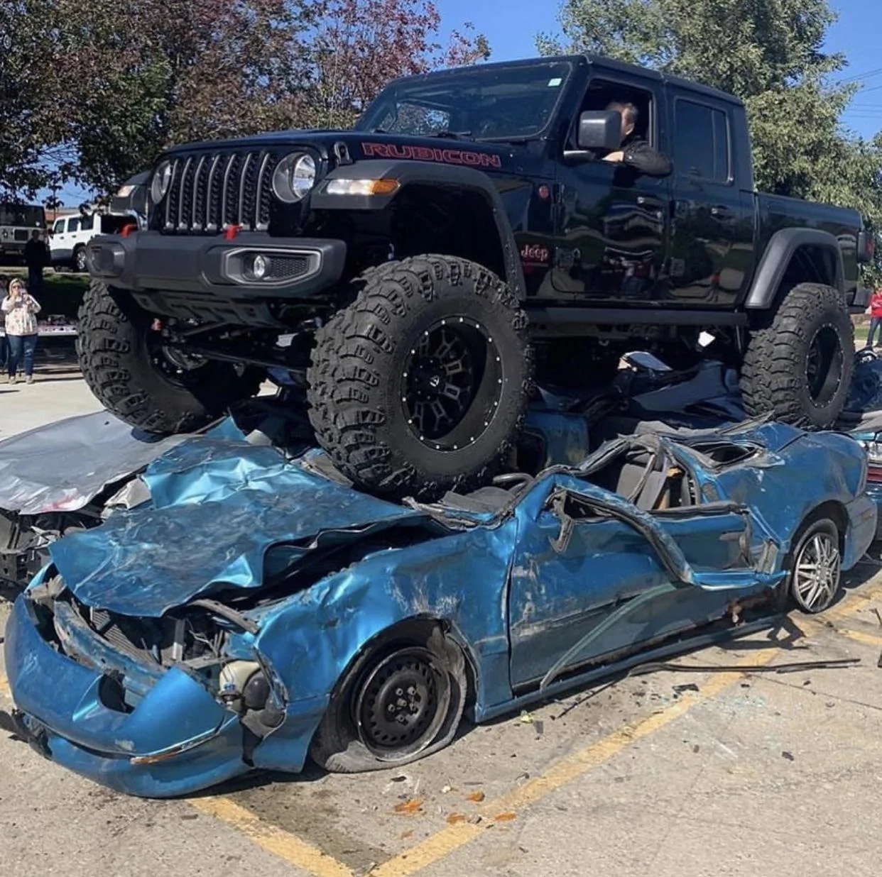 Jeep Gladiator BLACK Gladiator JT Club BD8D0E8D-79A9-4EE7-944F-8B0D8418AC0B