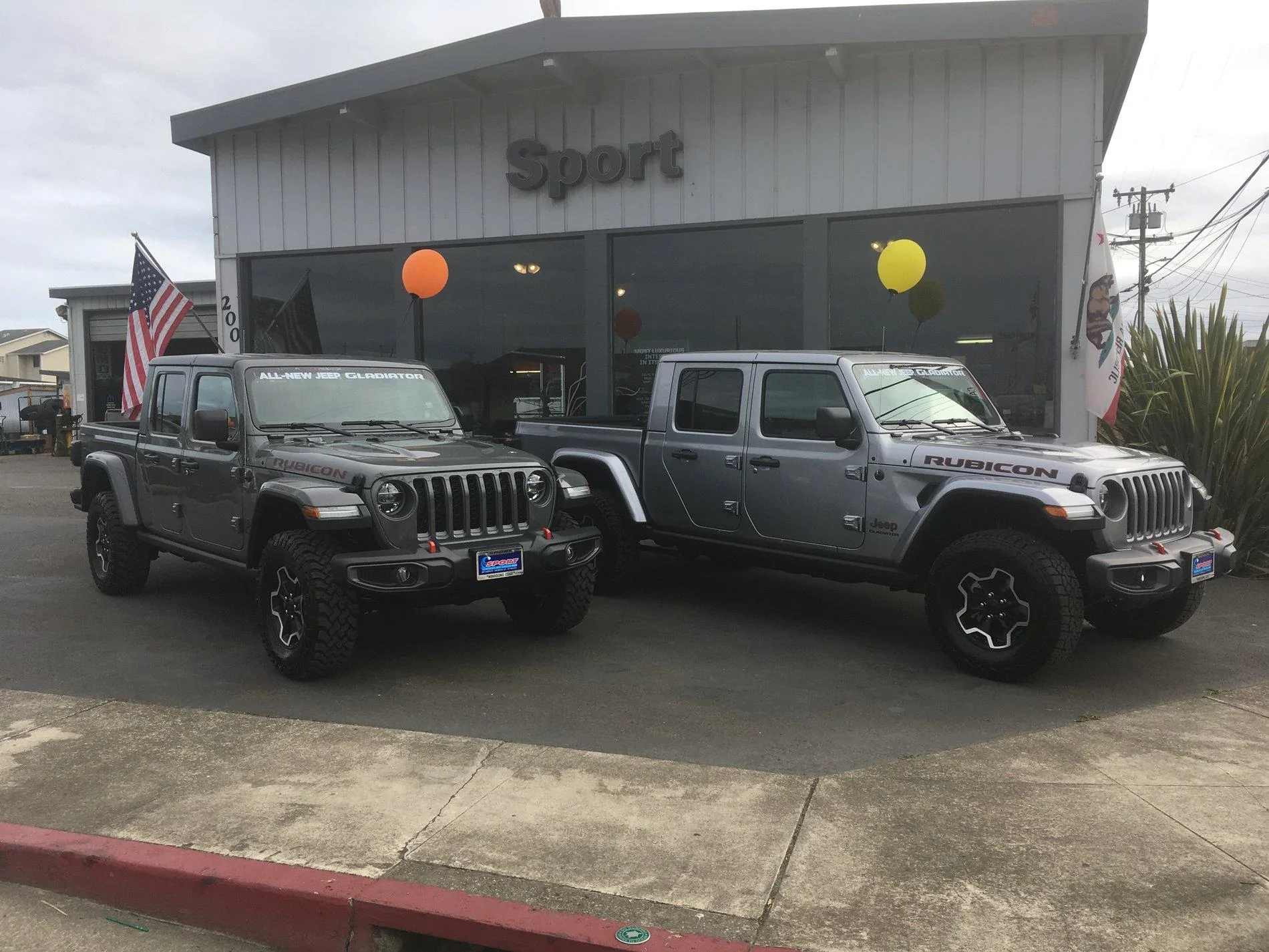 Jeep Gladiator See any Gladiators in the wild? C58D692D-782E-4B72-97E5-F244DC8D7E69