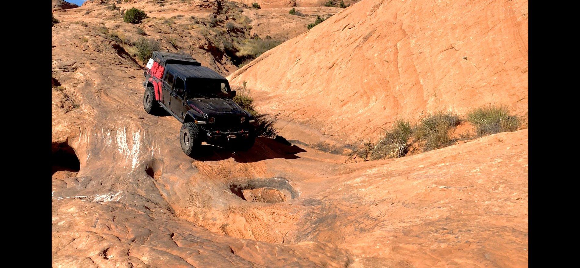 Jeep Gladiator Hole in the Rock Trail run with Lite Brite and Others.. We broke! IMG_0737