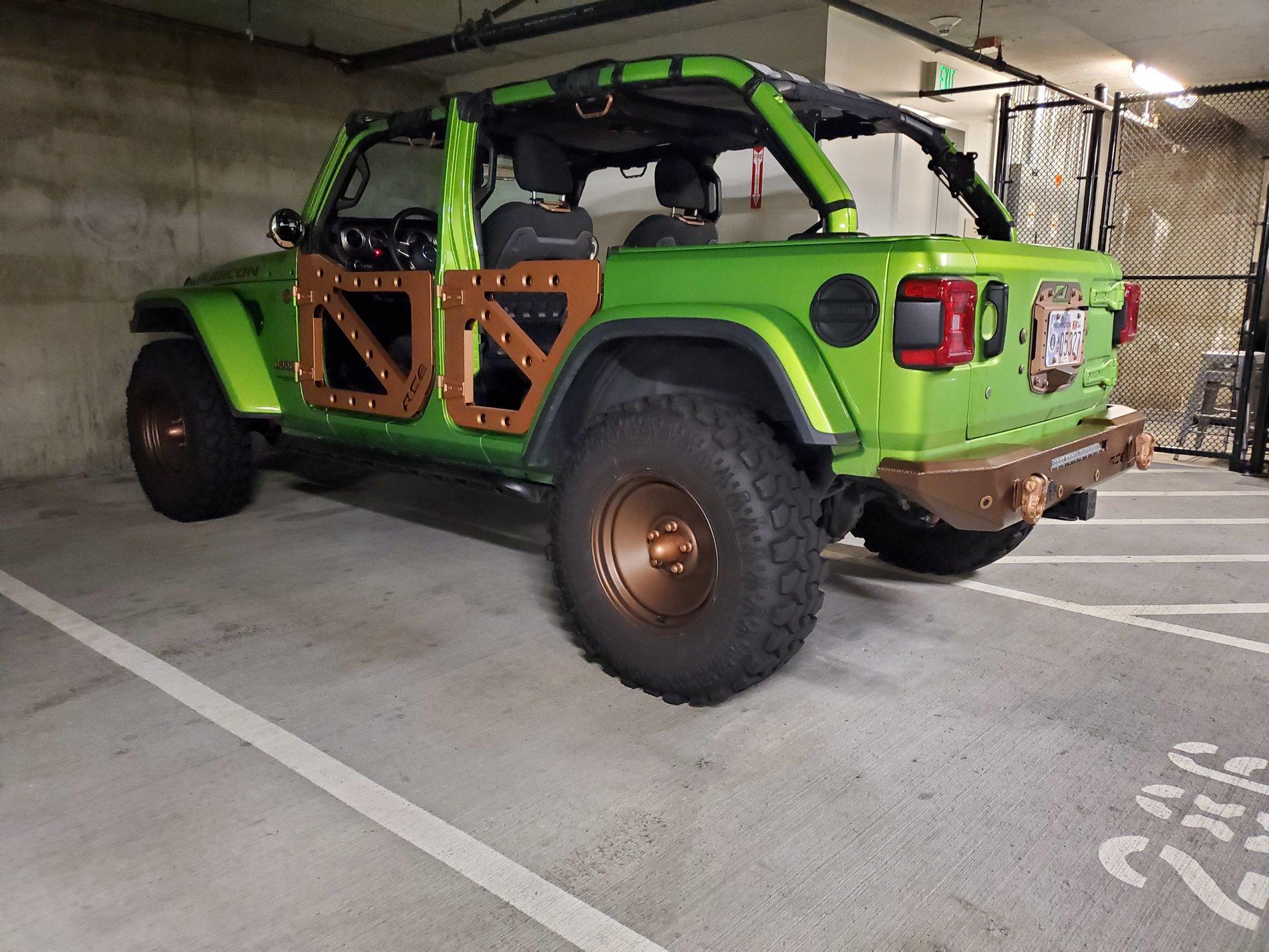 Jeep Gladiator Black is played out, let's see some colored rims 20190903_161516