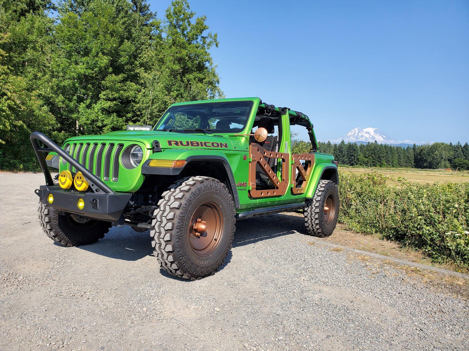 Jeep Gladiator Black is played out, let's see some colored rims 20190803_164353