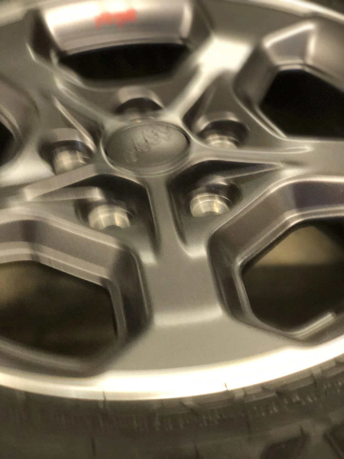 Jeep Gladiator FS: 4 Rubicon wheels & Falken 285/70r17 A/T with TPMS 27BB0EDC-244B-4995-8E3A-6440AB7A132E