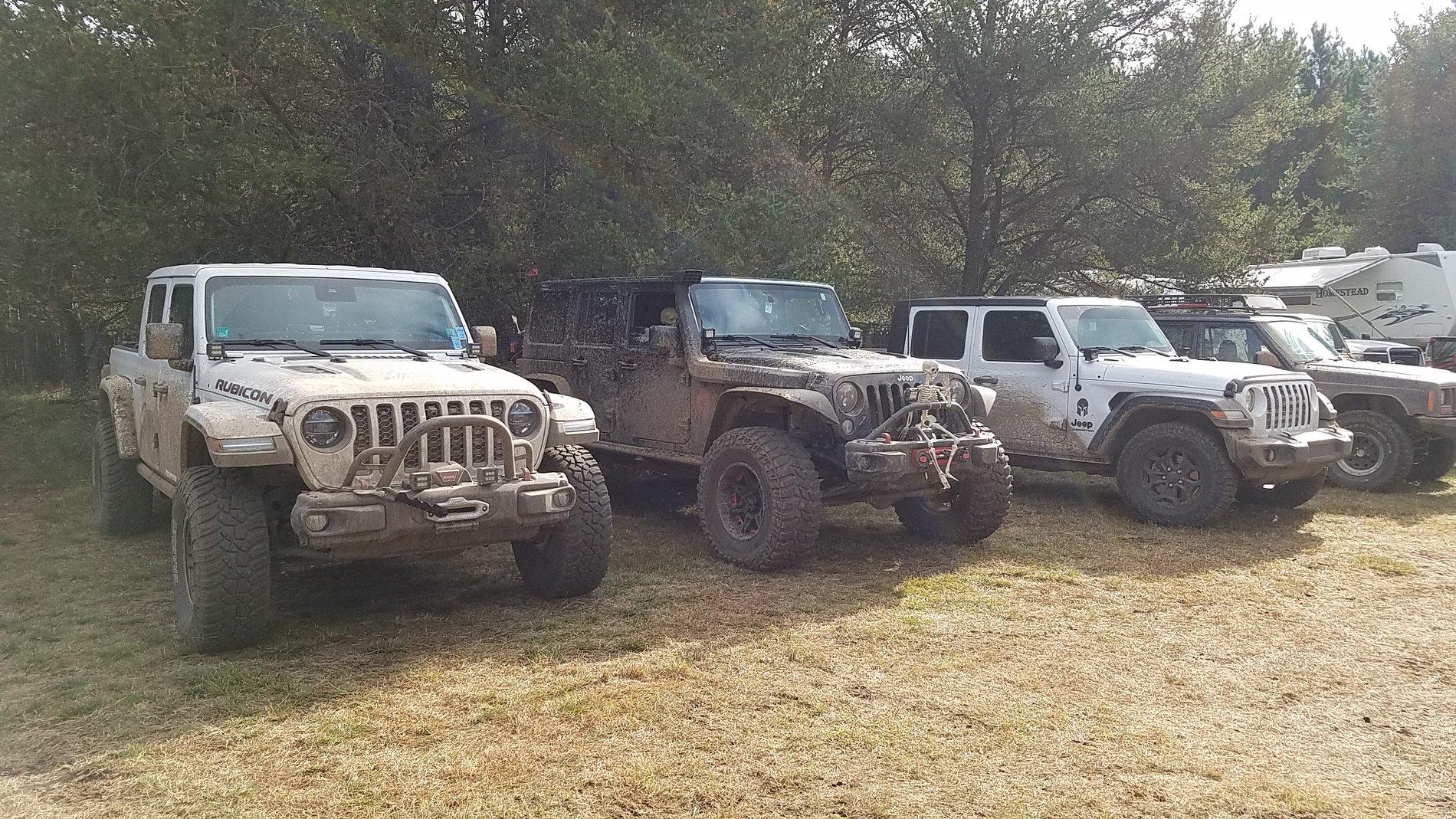Jeep Gladiator GREAT LAKES GLADIATOR RALLY 20191012_095444