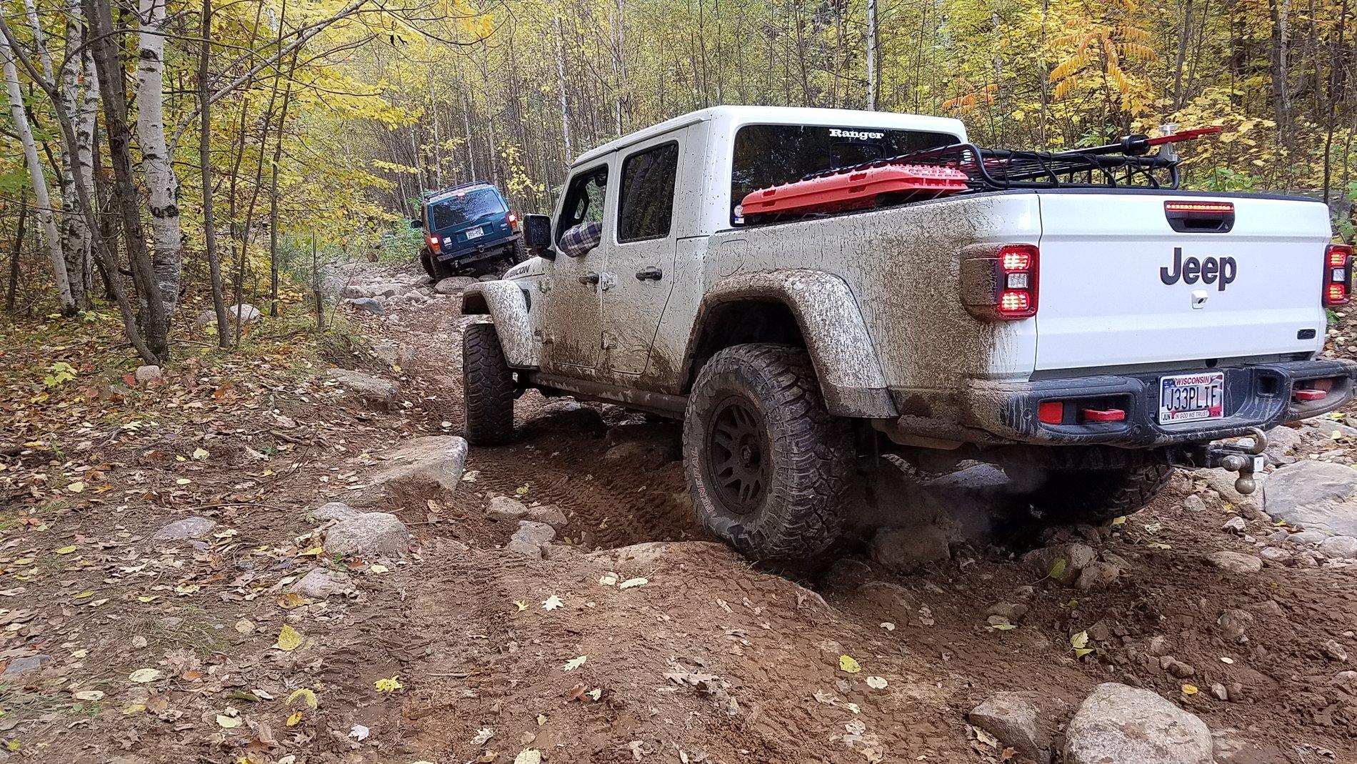 Jeep Gladiator GREAT LAKES GLADIATOR RALLY 20191012_131509