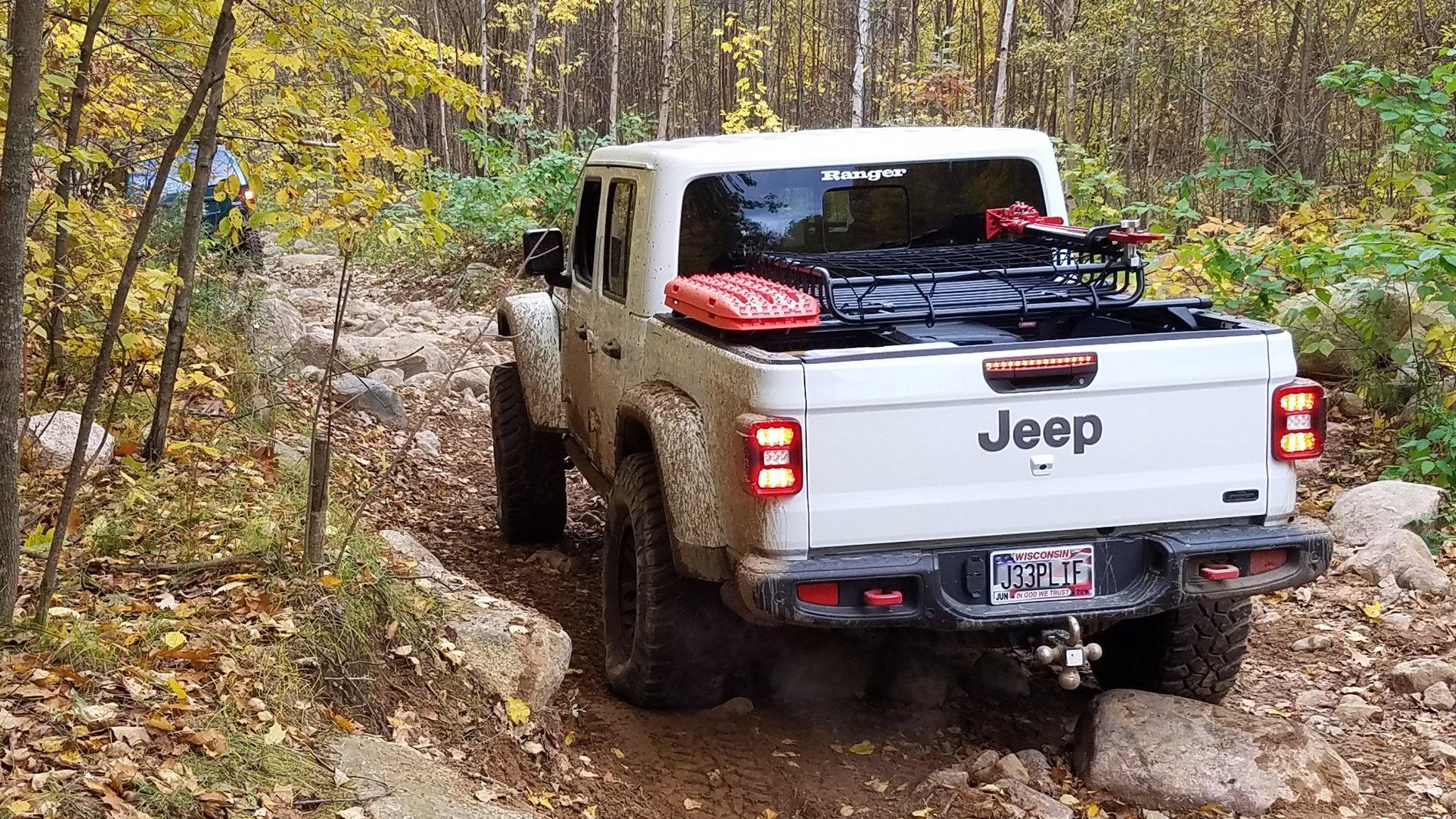 Jeep Gladiator GREAT LAKES GLADIATOR RALLY 20191012_131539