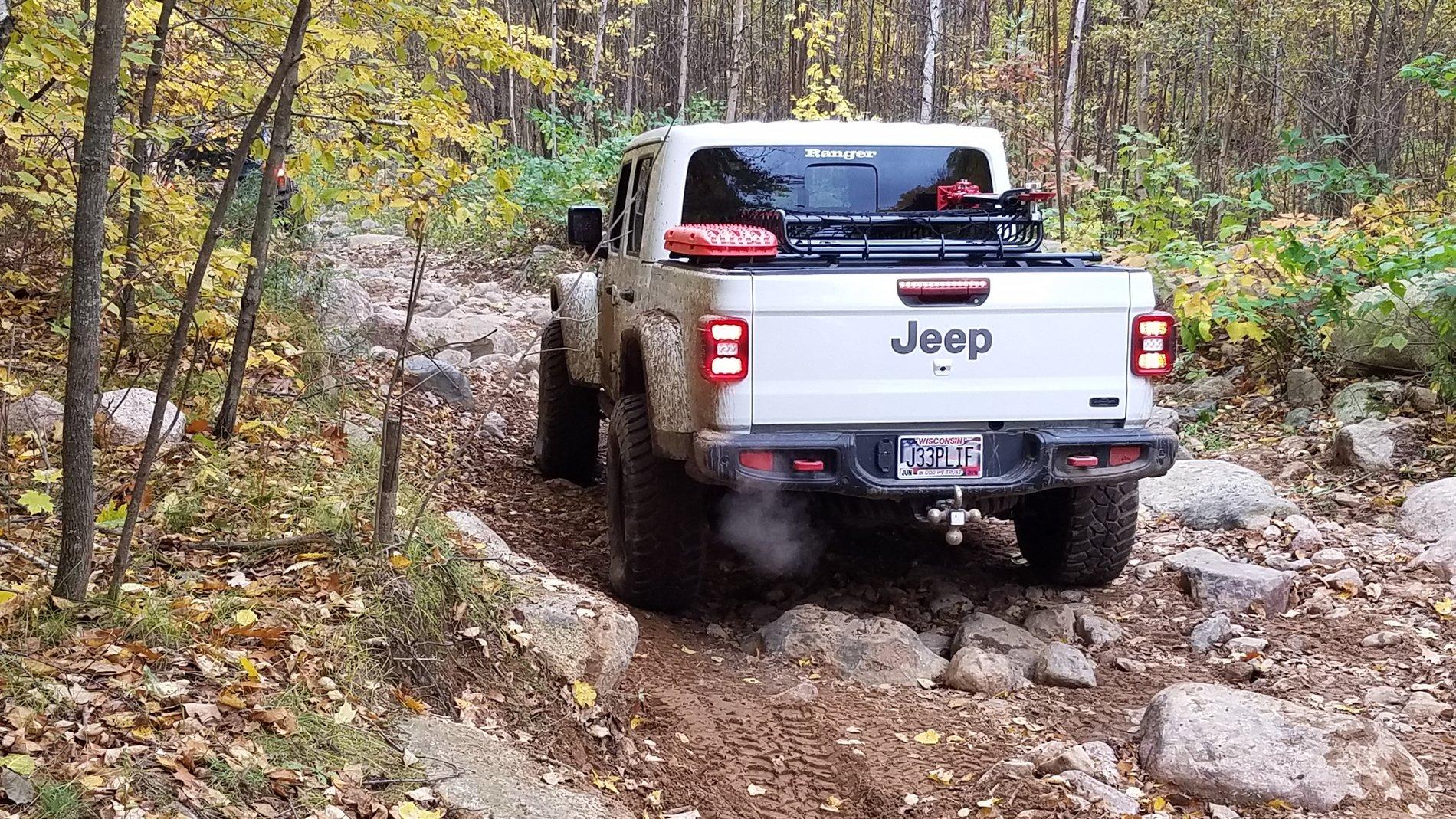 Jeep Gladiator GREAT LAKES GLADIATOR RALLY 20191012_131543