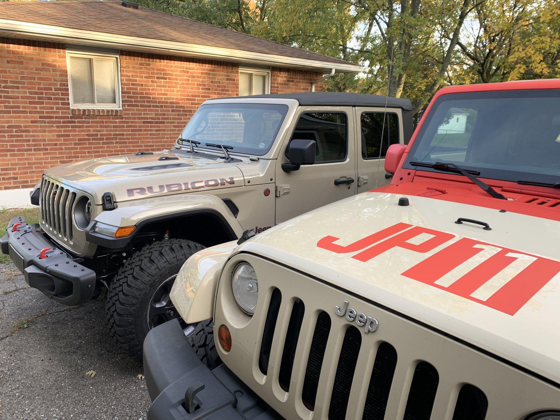 Jeep Gladiator GOBI Gladiator JT Club 5A749A53-B732-4E85-A002-AD02B91C6291