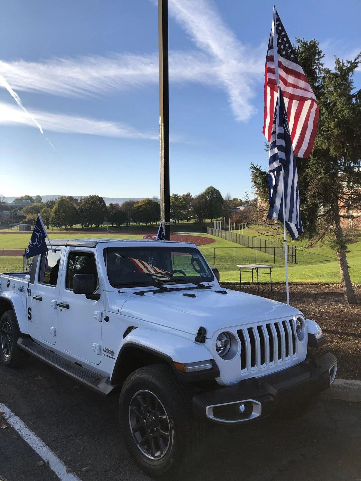 Jeep Gladiator Show us you Gladiator tailgating 2A099898-8C64-4A50-B99C-9B9BEECB3AD0
