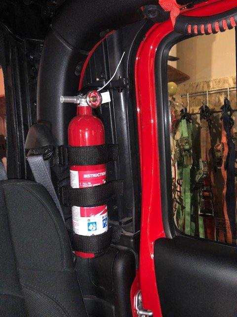 Jeep Gladiator Fire Extinguisher mounting ext2