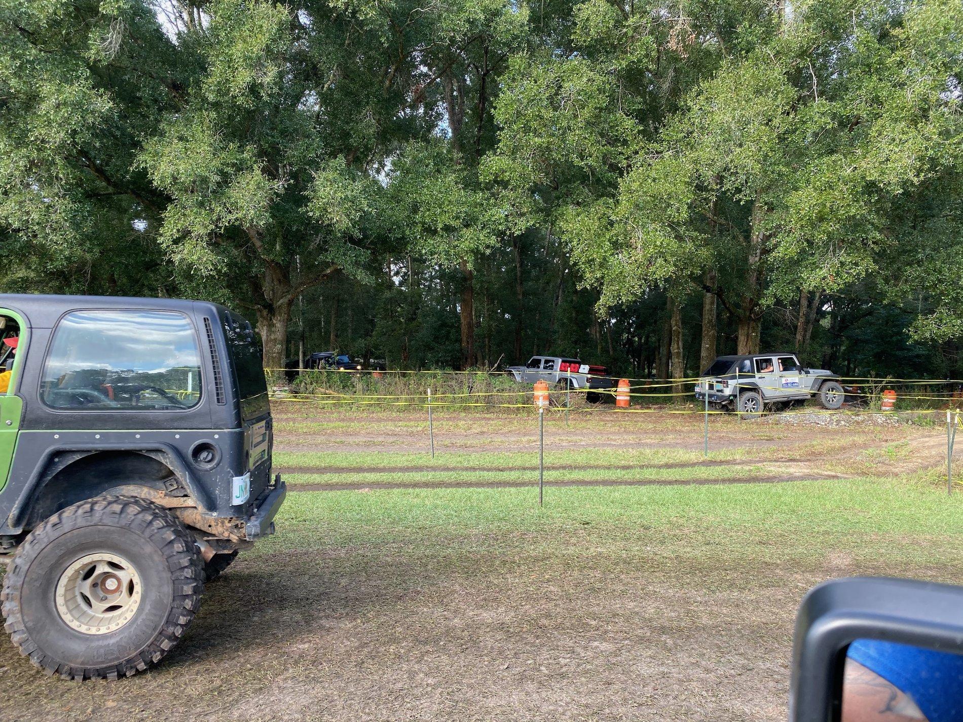 Jeep Gladiator See any Gladiators in the wild? E9CF1A07-75B0-47C9-AC7F-1792E1E63037