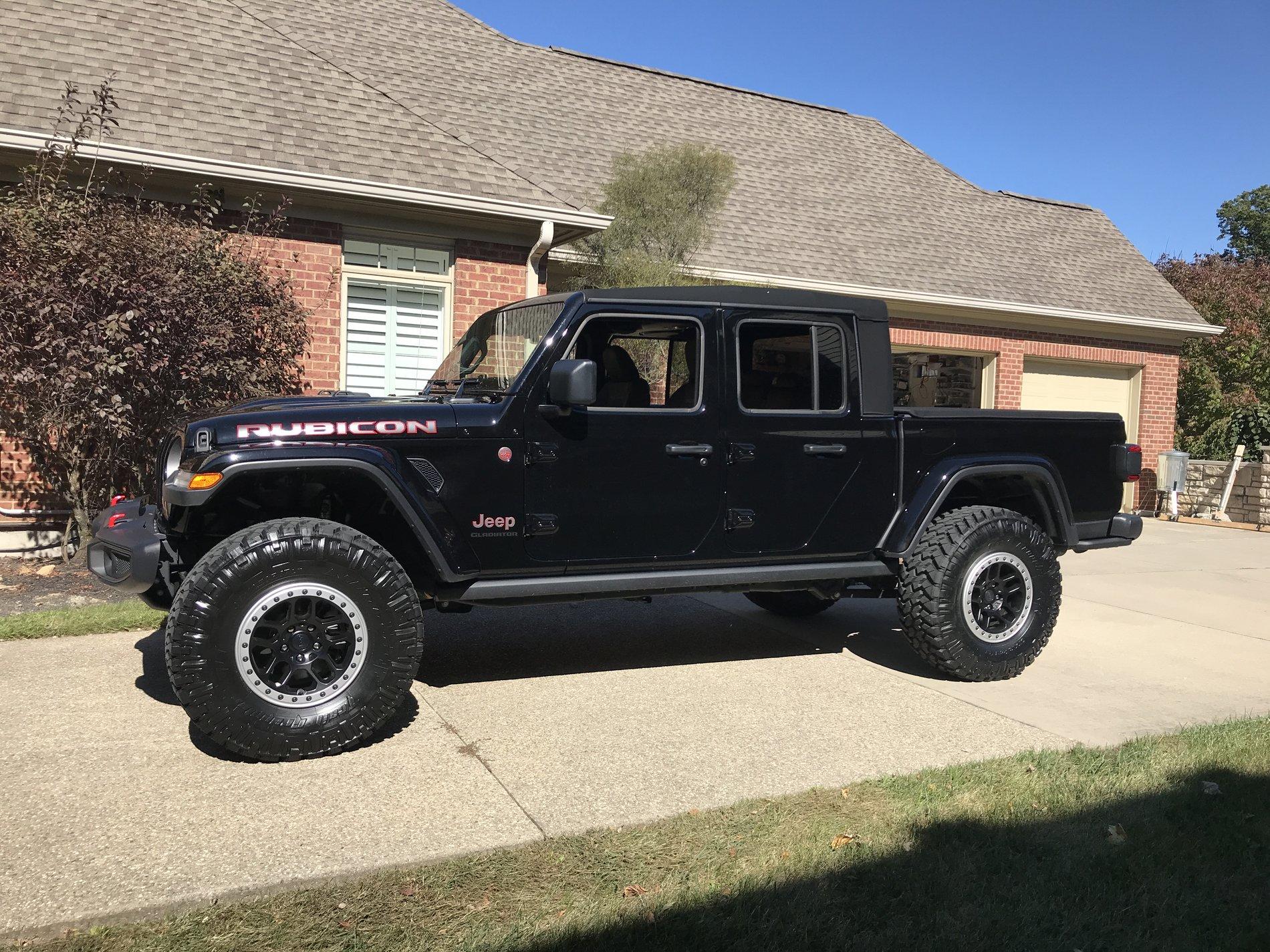 Jeep Gladiator Took Delivery of Your JT? Sign in Here! 59268339438__57ABCD91-A58D-4712-851B-4E0ED6651C1C.JPG