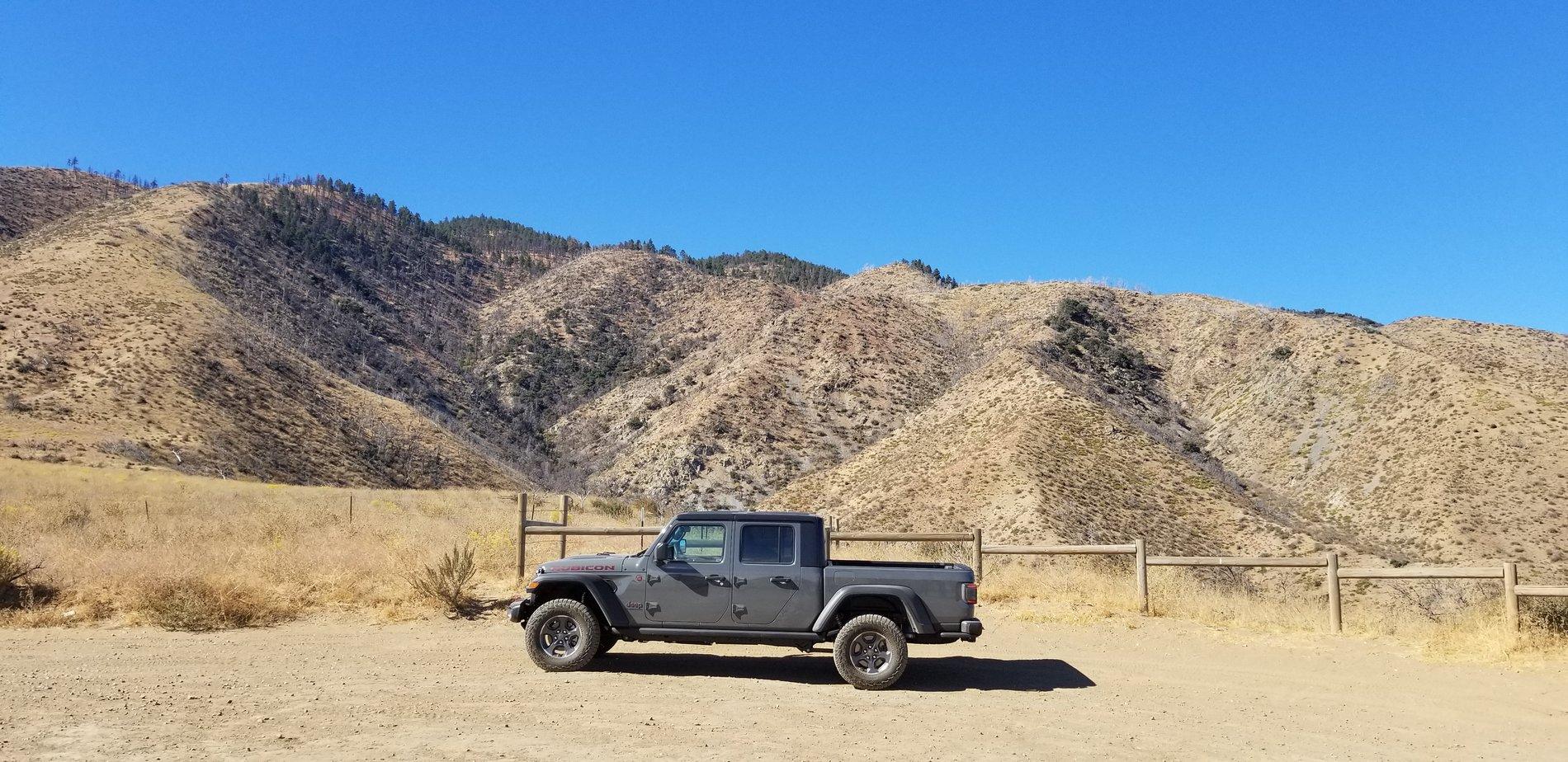 Jeep Gladiator Sting grey owners (future) check in 20191020_110511