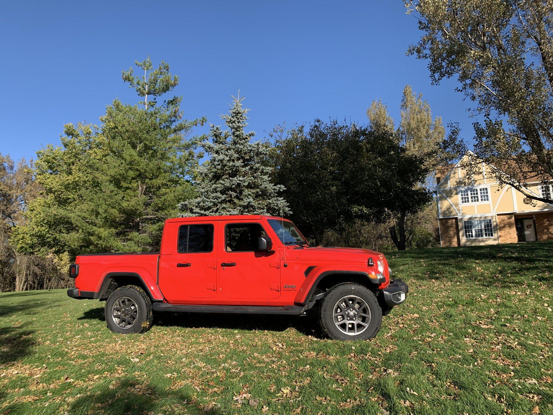 Jeep Gladiator FIRECRACKER RED Gladiator JT Club IMG_8359